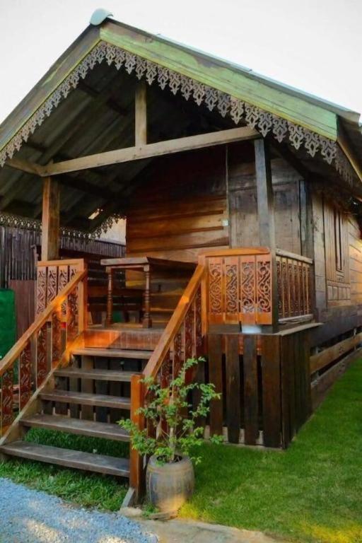 Jidapa Resort Пра Након Си Аютая Екстериор снимка