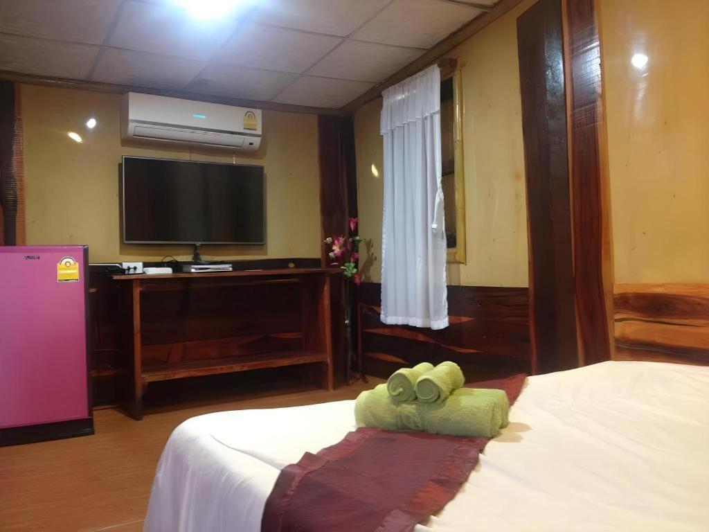 Jidapa Resort Пра Након Си Аютая Екстериор снимка